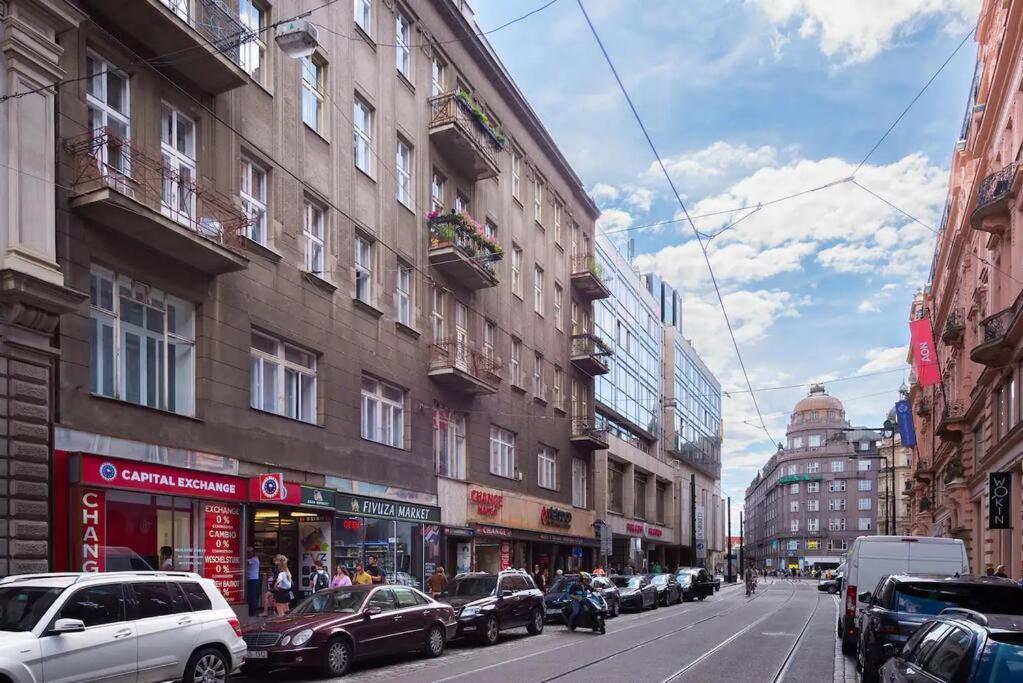 2 Bedrooms Apt Near Wenceslas Sq Praag Buitenkant foto